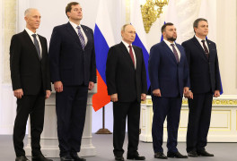 푸틴, 우크라이나 점령지 4곳 합병조약 서명