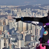 서울 아파트값, 2주 연속 보합세…지방은 하락폭 확대