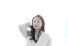 [현장포토] "머리 넘겨, 화보"…김다미, 고품격 우아