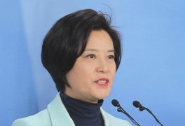 [단독] "이정근, 민주당 유력인사 4~5명 언급 녹취파일 검찰 제출"