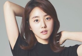 배우 박세완, 22일 SSG전서 두산 승리 기원 시구