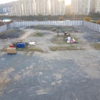 해운대구 신청사 부지서 폐기물 10만 톤 발견… 공사 전면 중단