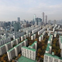 “50층도 너무 낮다” 서울은 지금 ‘초고층 재건축’ 전쟁 중