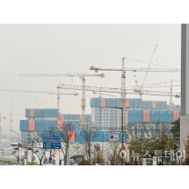 재건축·재개발 확대하고 있지만···