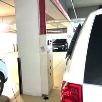 지하주차장 불나면 어쩌라고...비상소화장치 가로막고 주차