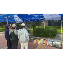 아파트 단지서 차에 치여 숨진 초등생 추모 행렬