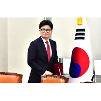 '한동훈·이재명 2차전' 무승부...尹독대에 쏠리는 눈