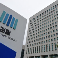 허위 유치권 주장하며 아파트 훼손한 시공사 사장 등 재판행