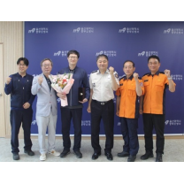 울산 중부소방서, 아파트 화재 초기 진압 기여 시민유공자 감사패 수여
