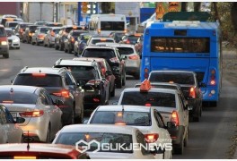 추석 연휴 3017만명 대이동…"고속도로 통행료 면제"