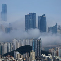 침체기 다가오는 ‘줍줍’의 기회, 역발상 투자 전략 통할까