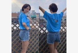 ‘만취 숏컷’ 송지효, 이번엔 구멍 숭숭 티셔츠와 쇼츠! 힙한 빈티지룩