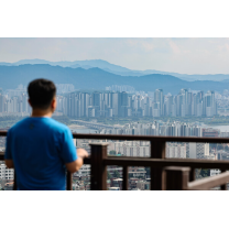 서울 아파트값, 30주 연속 상승세… 재건축 신고가 거래 요인