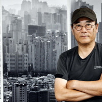 시대의 기록자…겹겹이 쌓인 사진, 부산의 역사가 되다