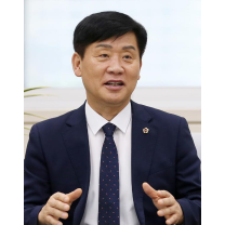 “가덕신공항·북항재개발 추진 심혈”