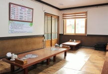 덕이네돼지국밥