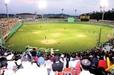 월명종합경기장야구장