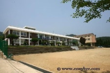 공근중학교