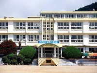 창원초등학교