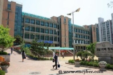 부용중학교
