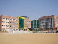 삼성현중학교