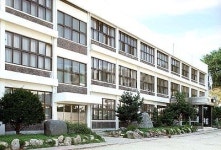신명중학교