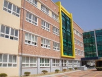삼성현중학교