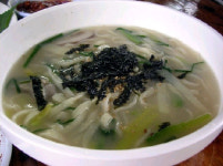 도토리칼국수