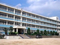 문현여자중학교