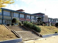 대소중학교
