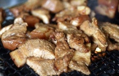 용팔이연탄갈비