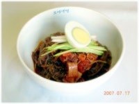 모아냉면