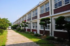 보안중학교