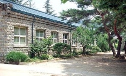 감문중학교