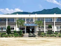 산서중학교