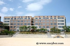 성지중학교