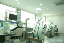 계룡리더스치과의원