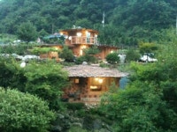 산골흙집