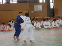 강선유도체육관