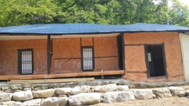 토산장민박