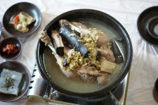 산속의 토종닭