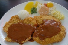 날으는돈까스와밥상