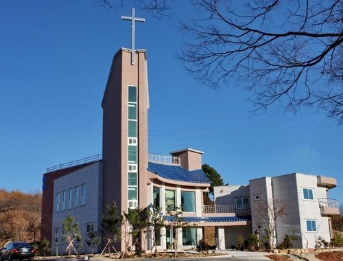 신리교회 사진 1