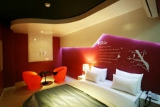 제이앤비 무인텔