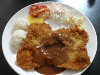 날으는돈까스와밥상