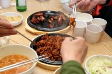 본초불닭발 용이점