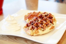 구떼와플카페독립문점