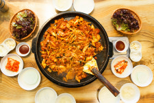 원조중앙닭갈비막국수강촌점