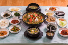 창리꽃게장굴밥집