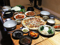 보리밭토속음식점